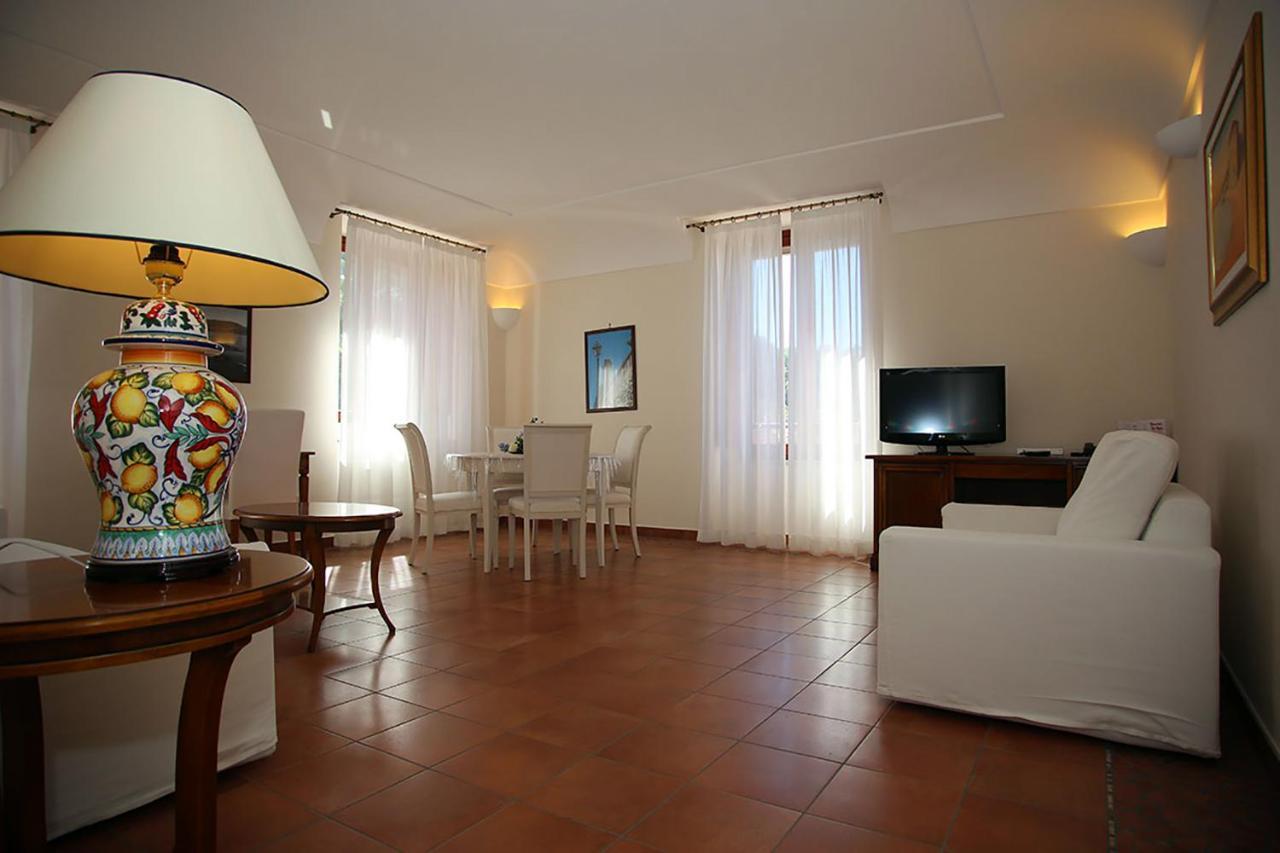 Palazzo Iaquinto Apartman Santa Maria di Castellabate Kültér fotó